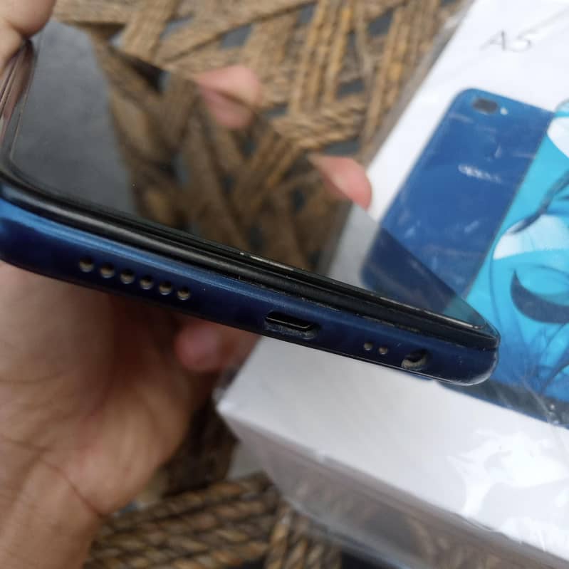 OPPO A5 4