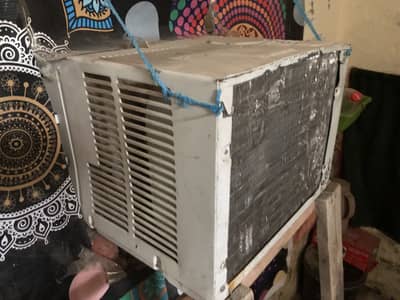 Window Ac for sale half ton