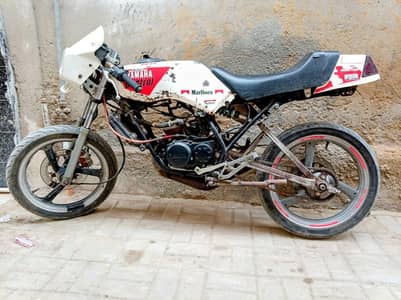 YAMAHA RZ 50