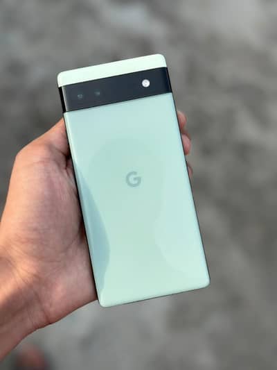 Google Pixel 6a 10/10 condition 8 128