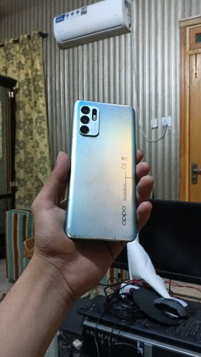 OPPO Reno6