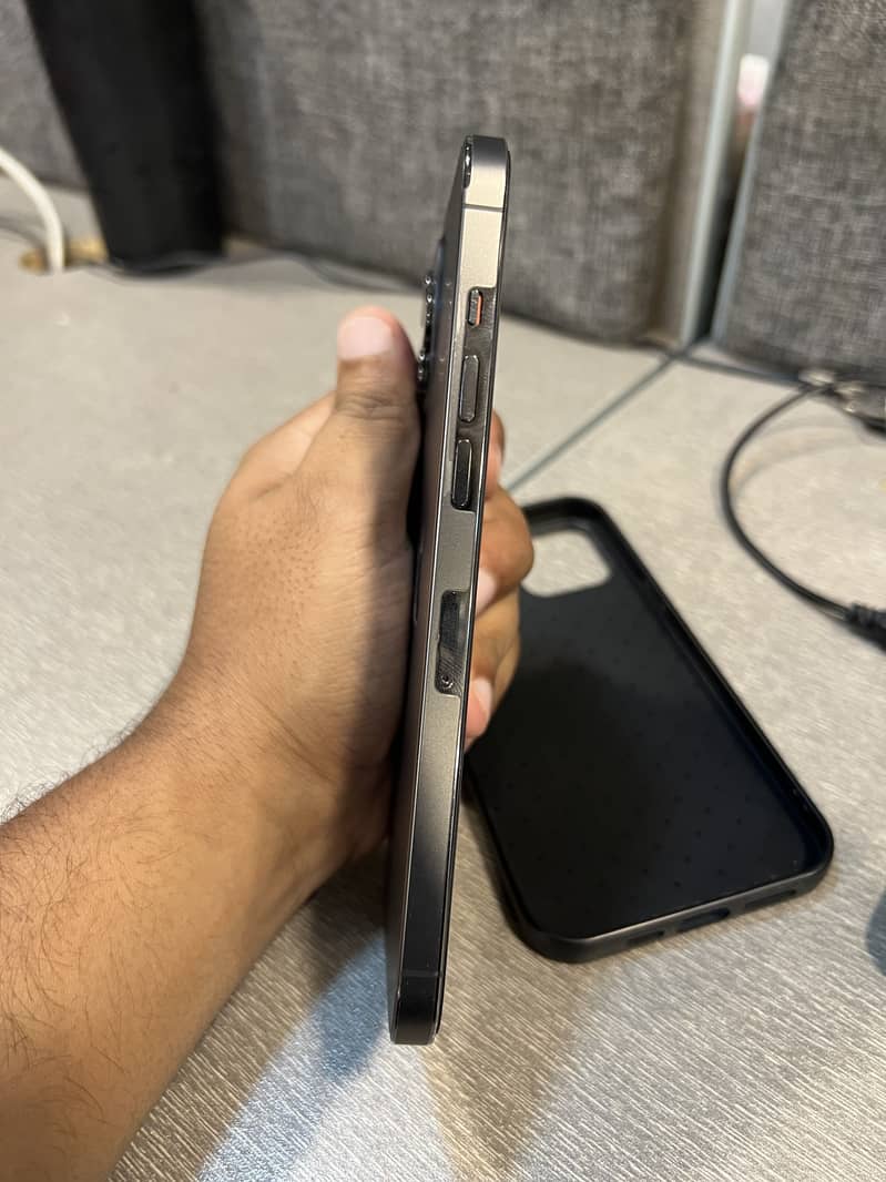 Apple iPhone 12 Pro Max 0