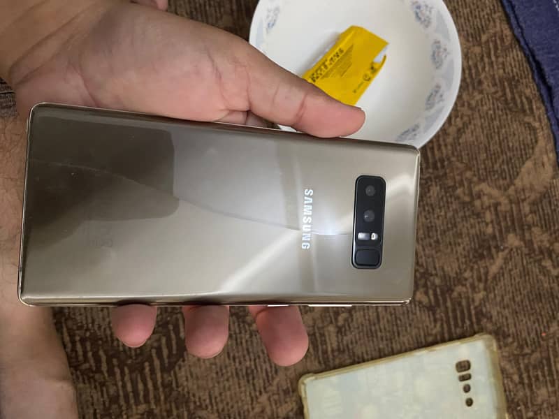 Samsung Mobile Note 8 4