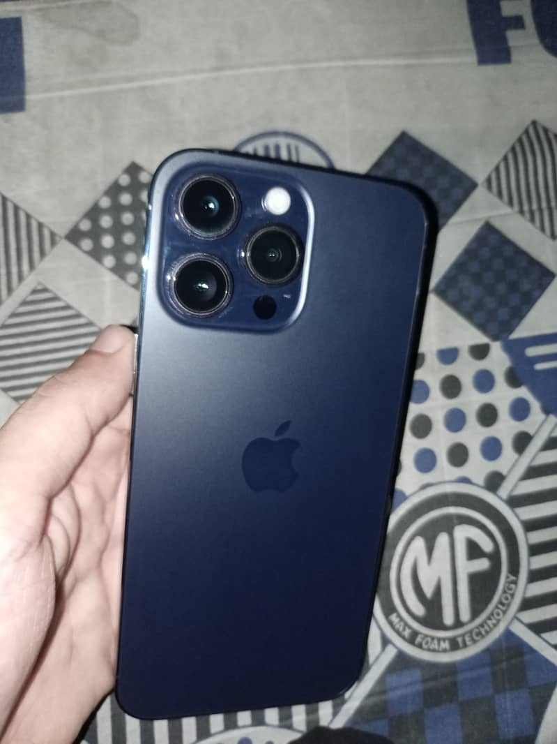 Apple iPhone 14 Pro Max 0