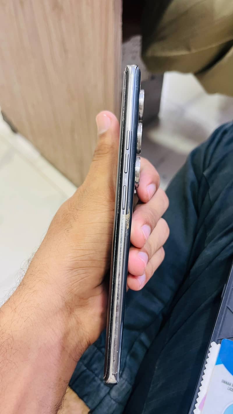 Tecno CAMON 40 Pro 4