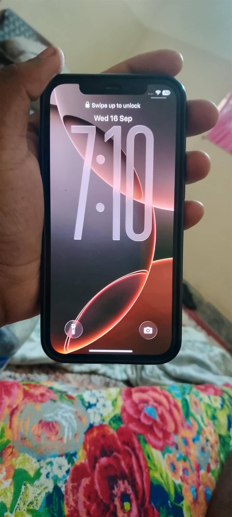 Apple iPhone 12 1
