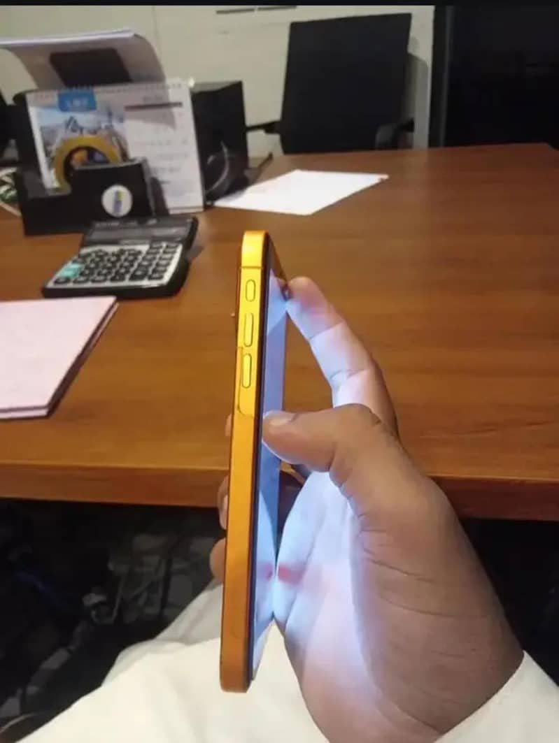 Apple iPhone X 3