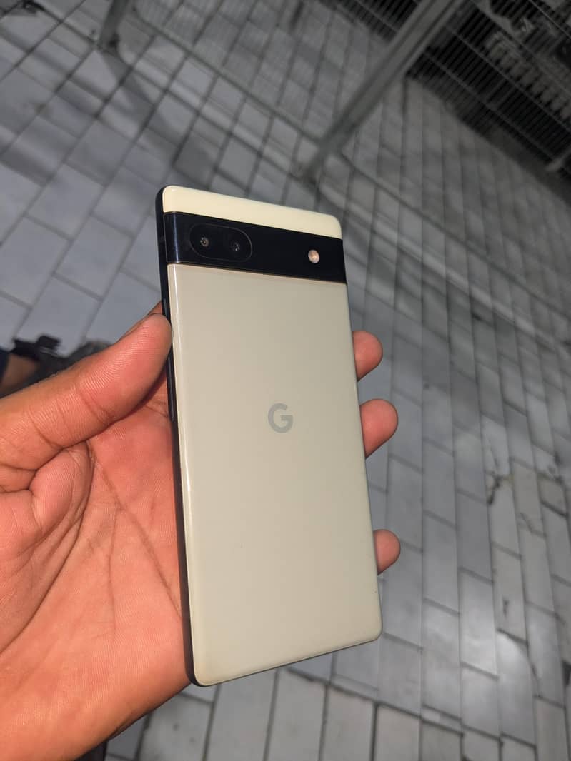 Google Pixel 6a 1
