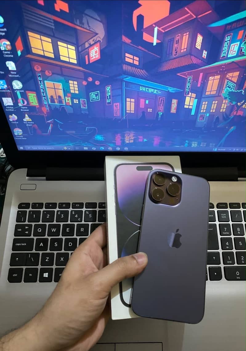 Apple iPhone 14 Pro Max 0