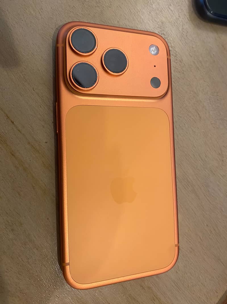 Apple iPhone 17 Pro 1