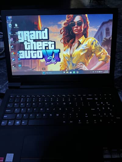 Lenovo V110-15IKB i5 7th Gen 8Gb 256gb | Radeon 530 2GB
