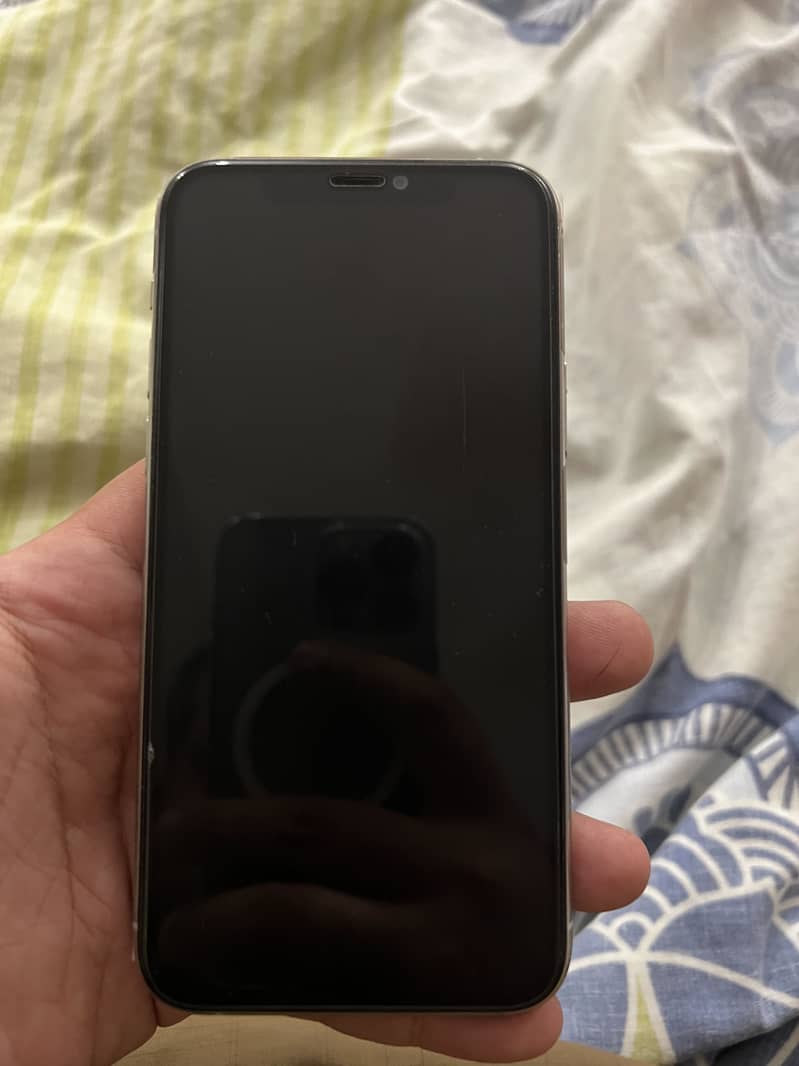 Apple iPhone 11 Pro 3