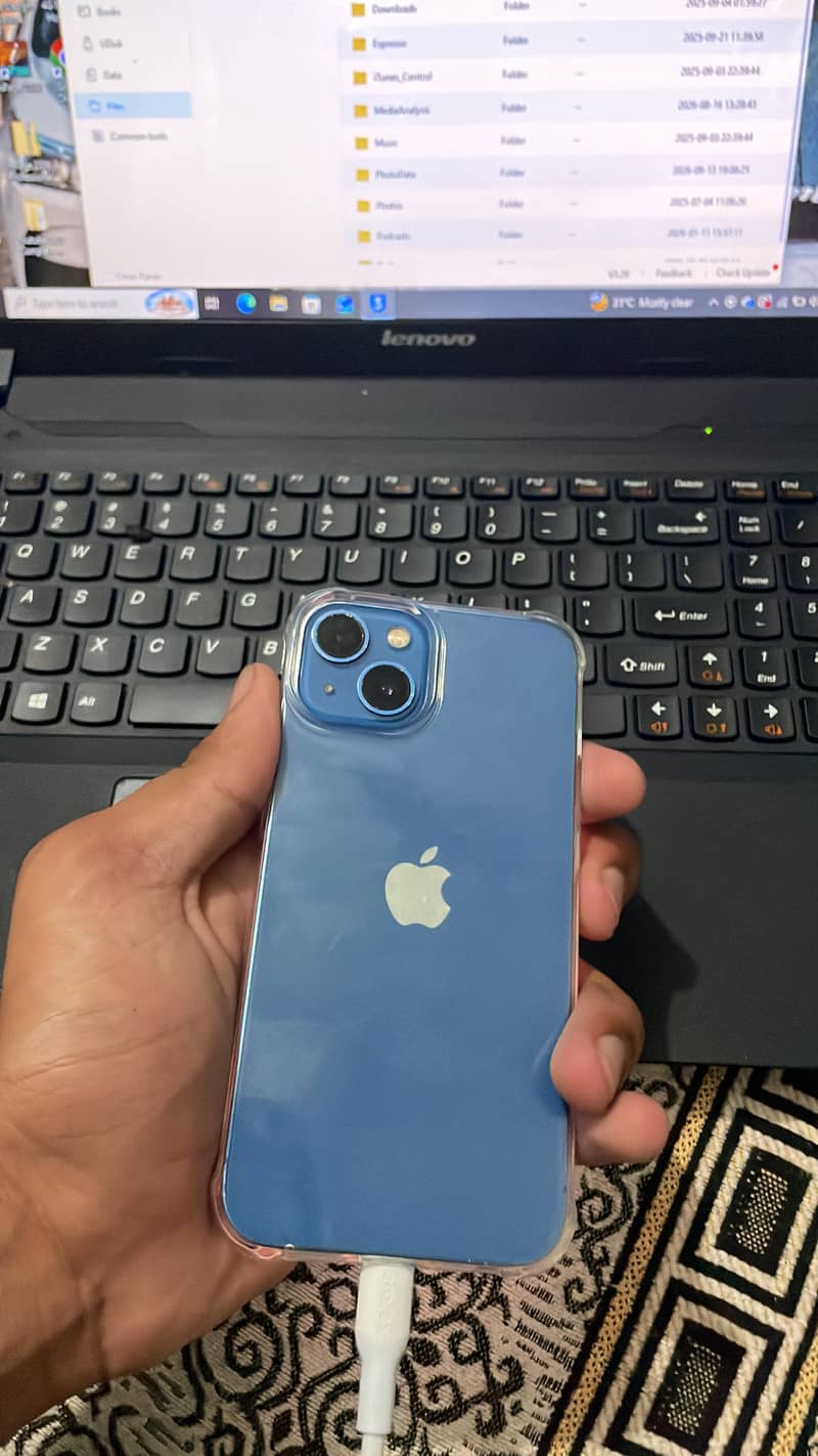 Apple iPhone 13 0