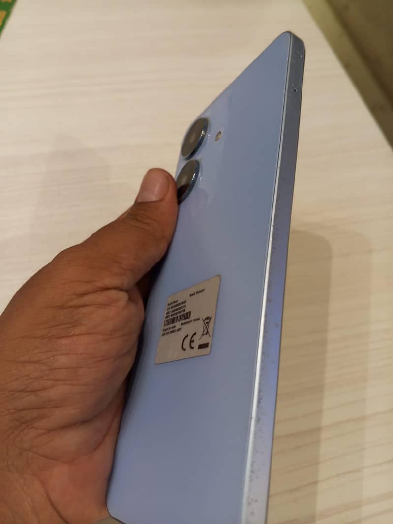 Realme Note 60 4