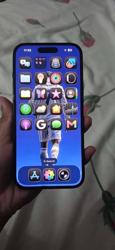 Apple iPhone 15