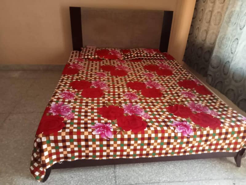 double bed 0