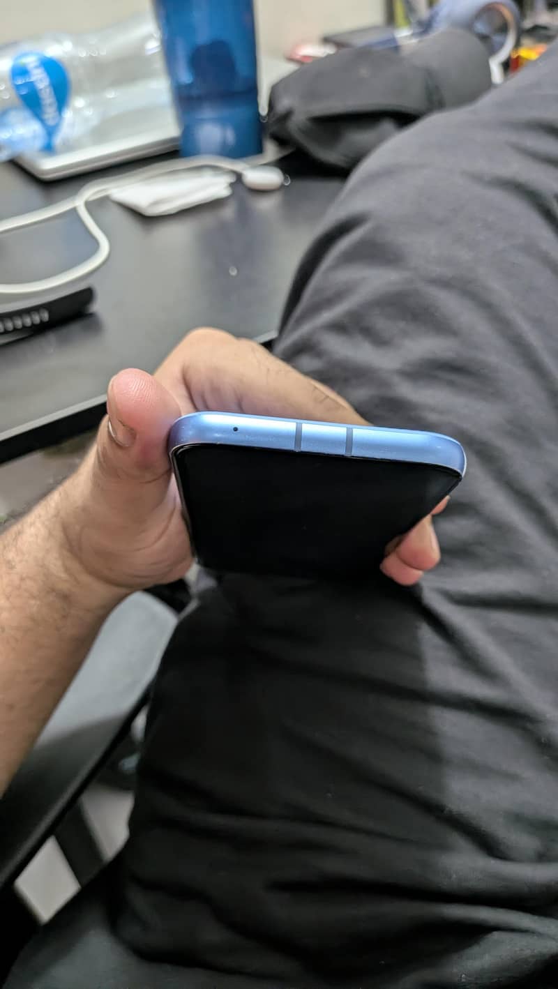 Google Pixel 8a 2