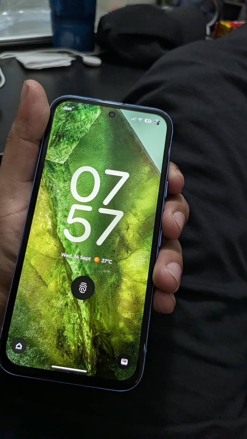 Google Pixel 8a 5