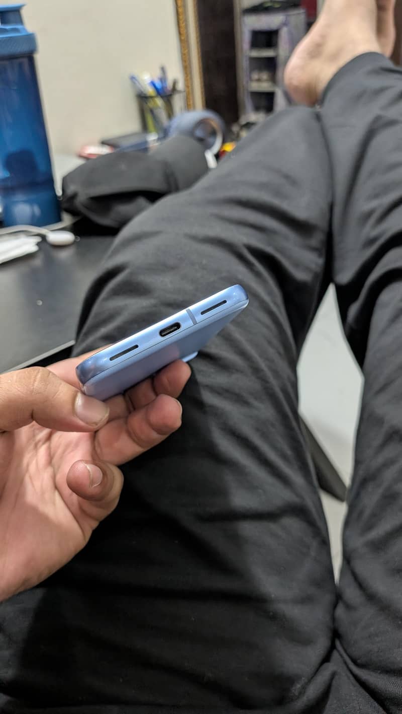 Google Pixel 8a 7