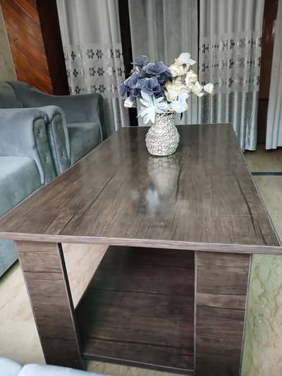 center Table Look like new