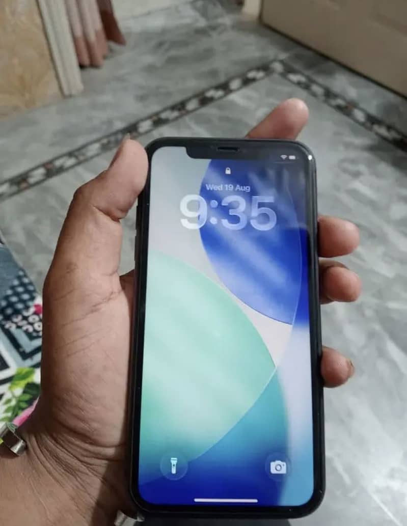 Apple iPhone 11 2