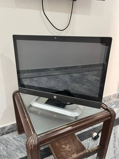 i5 4th 2gb amd GPU 8g/750hdd touch 24in all in one