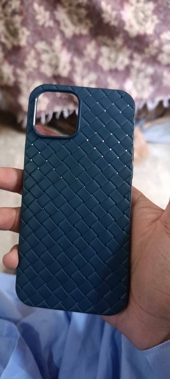 Apple iPhone 12 Pro Max 1