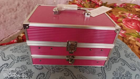 Professional Makeup Kit / Complete Makeup Box