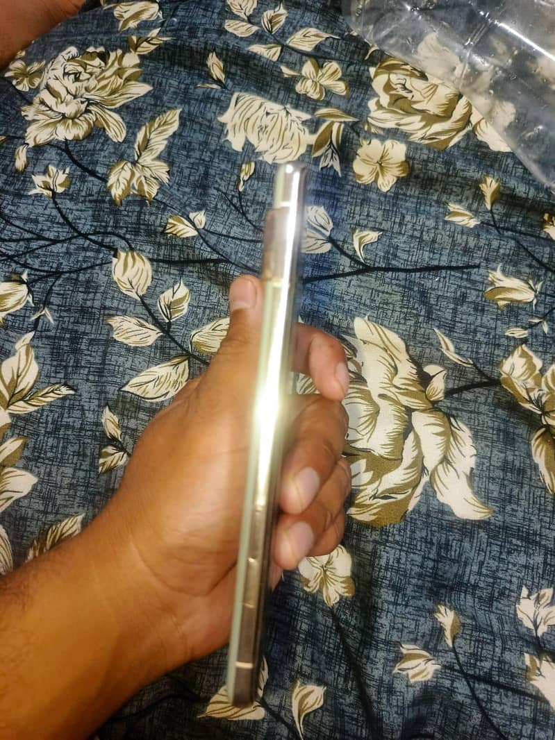 Google Pixel 7 Pro 4