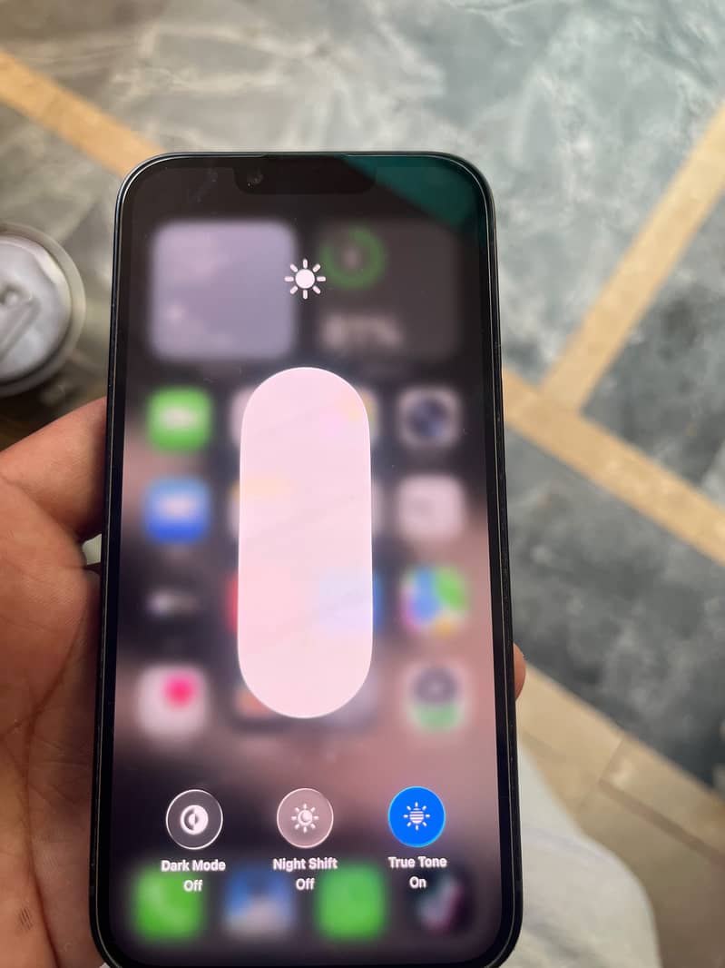 Apple iPhone 14 2