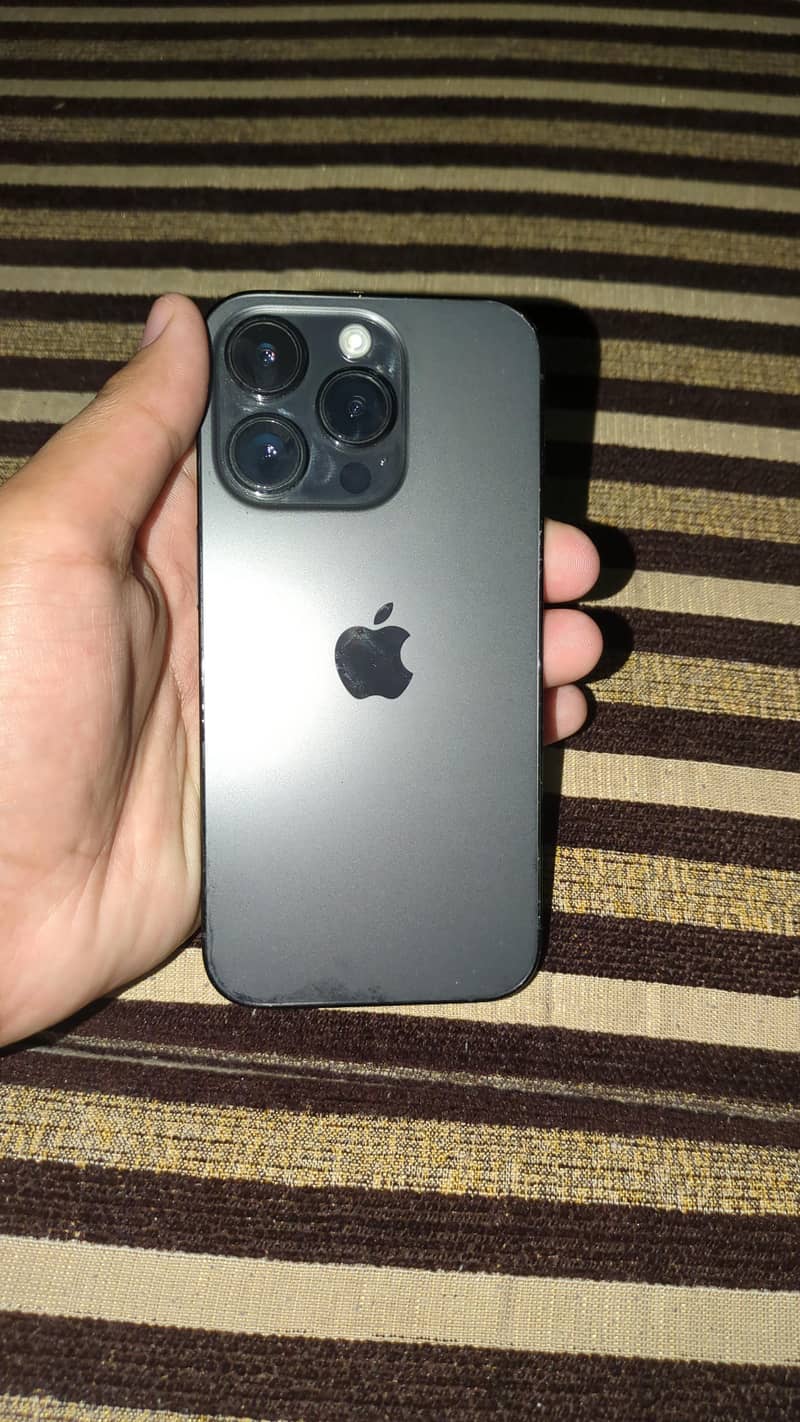 Apple iPhone 14 Pro 2