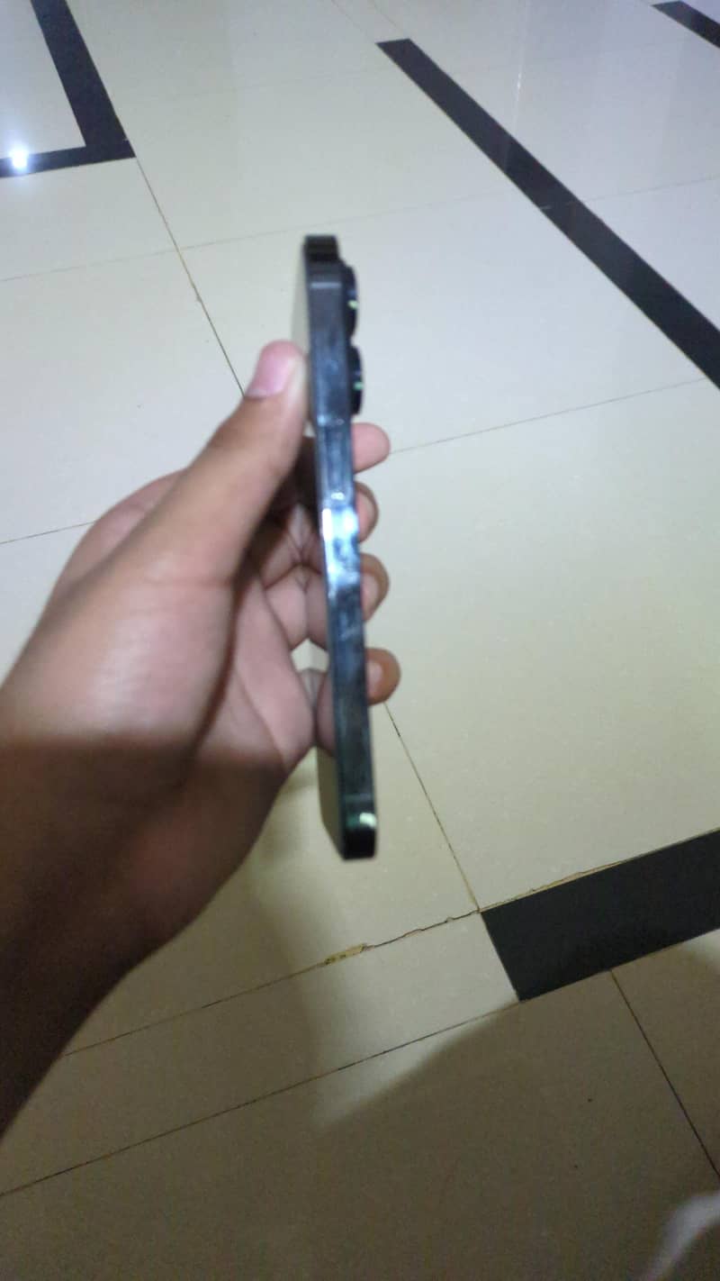 Apple iPhone 14 Pro 5