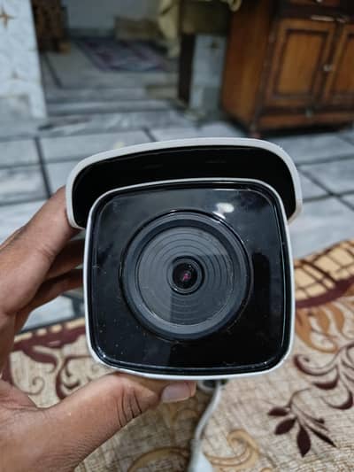 HIK vision 5 MP with Box