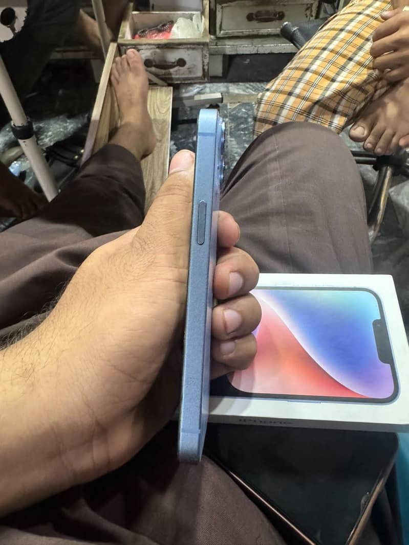 Apple iPhone 14 1