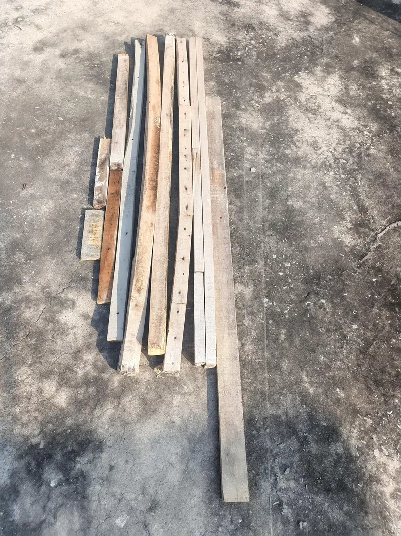 wood frame — photo 3