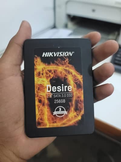 Hikvision Desire 256 GB SSD Urgent Sell