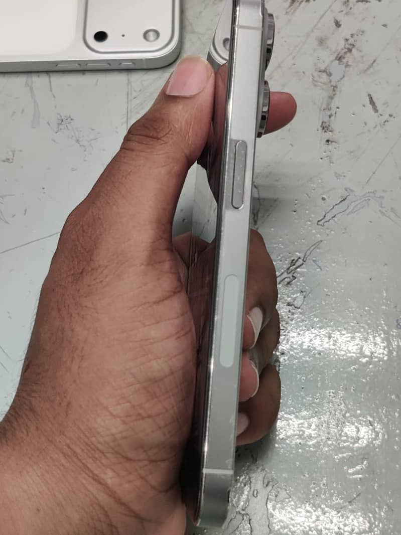 Apple iPhone 14 Pro 6
