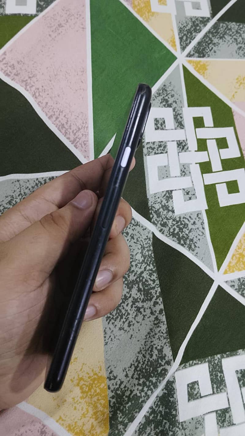 Google Pixel 4a 4