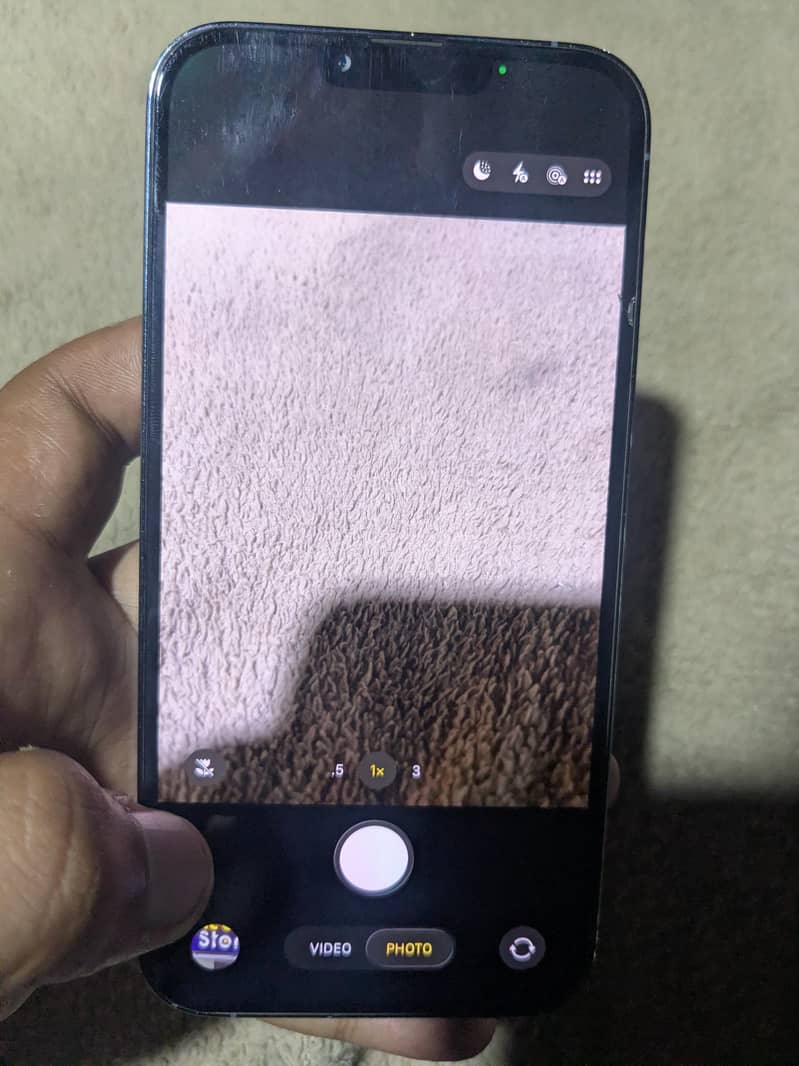 Apple iPhone 13 Pro Max 1