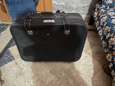 Suitcase (lugg) for sale