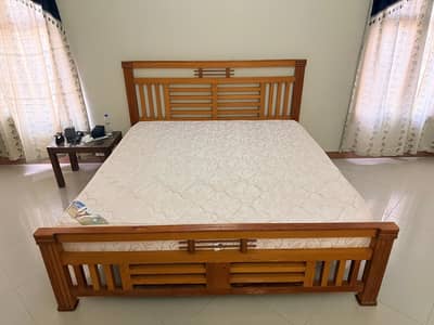 Custom-made headboard and footboard Complete