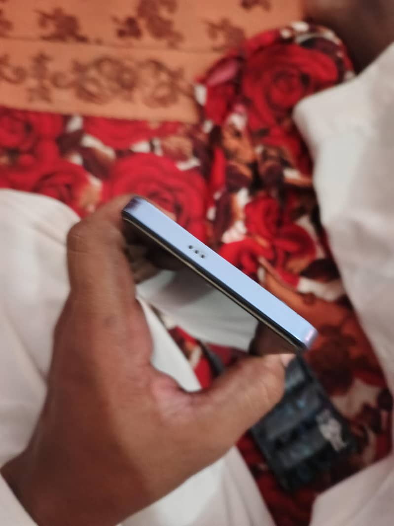 Tecno CAMON 20 Pro 4