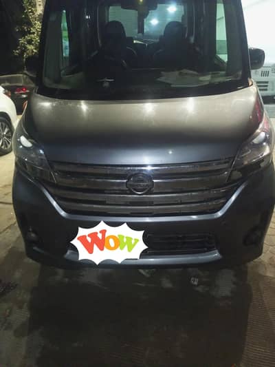 Nissan roox