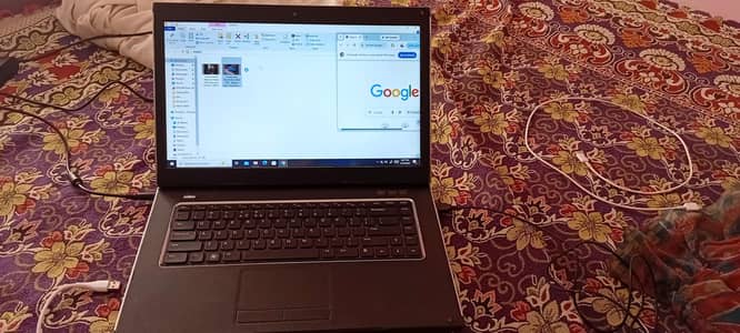 Dell i core i3 erd generation 4gb 300 generation 2gb grafic card