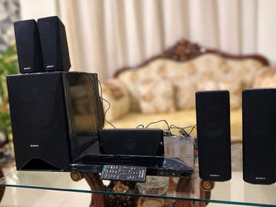 Sony home theatre 5.1dz35.1000w