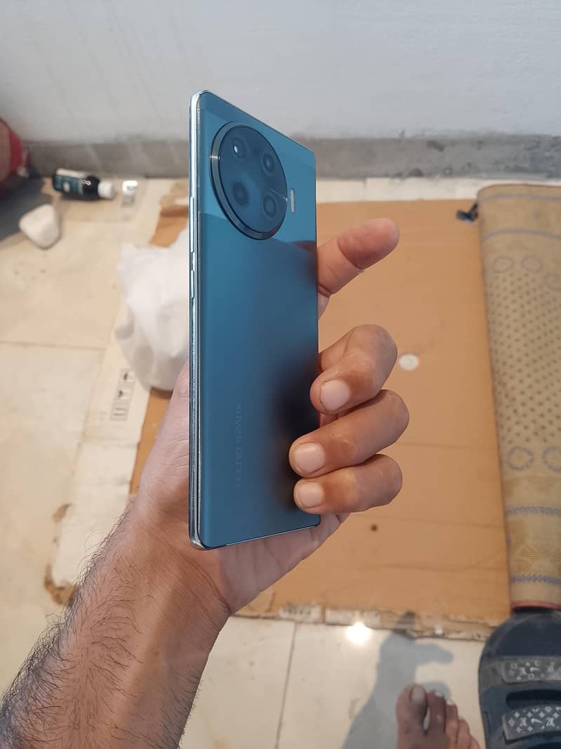 Tecno Spark 20 Pro Plus 1