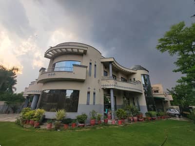 37 MARLA ELEGANT AND FULLY MAINTAINED SUPER HOT LOCATED BUNGALOW IS AVAILABLE IN THE BEST BLOCK OF DHA LAHORE.