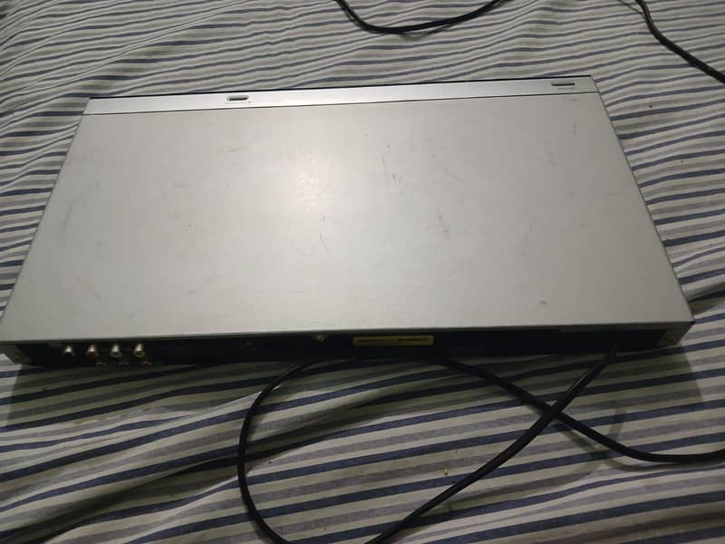 Dvd Player. . . 8