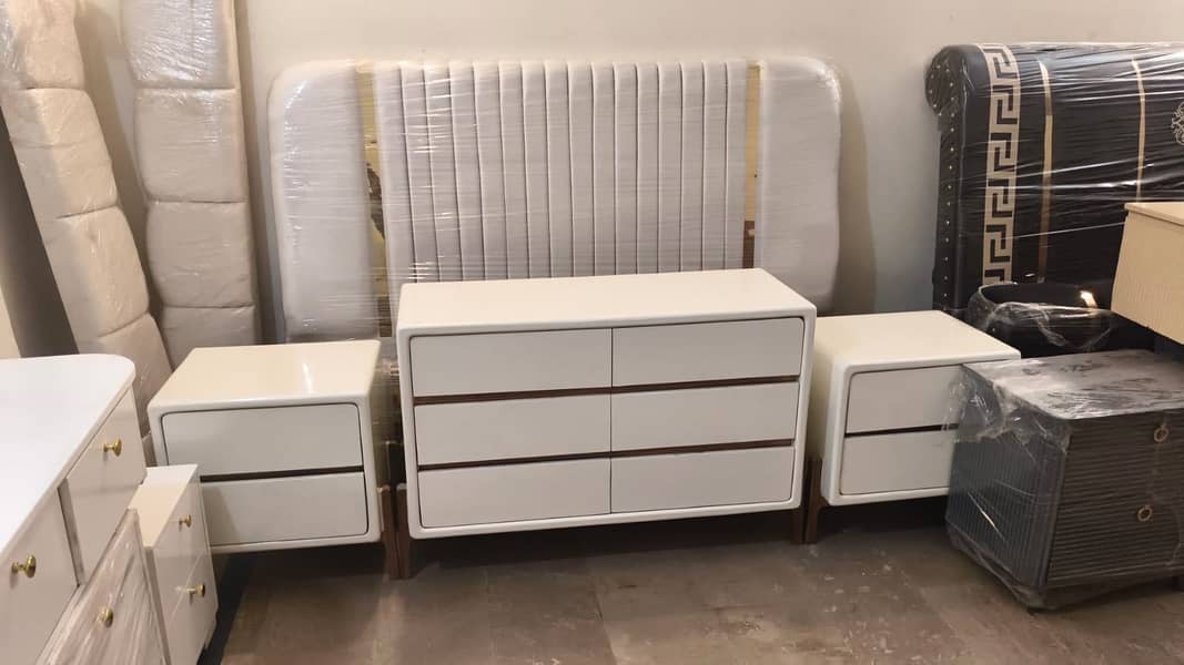 Solid Wood Bed | Kingsize bed | Bed set | double bed 3
