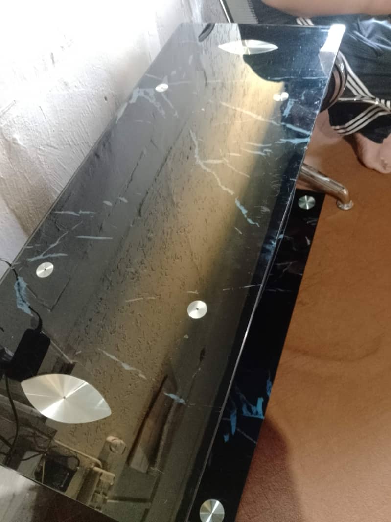 Computer Table 1